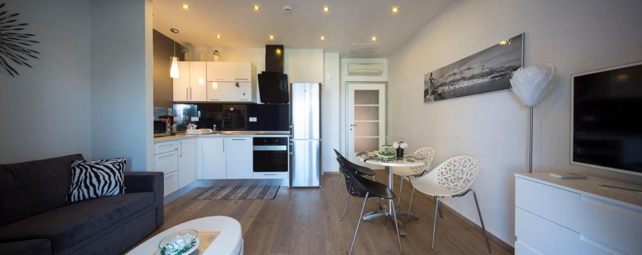 Villa Nena Makarska Extérieur photo